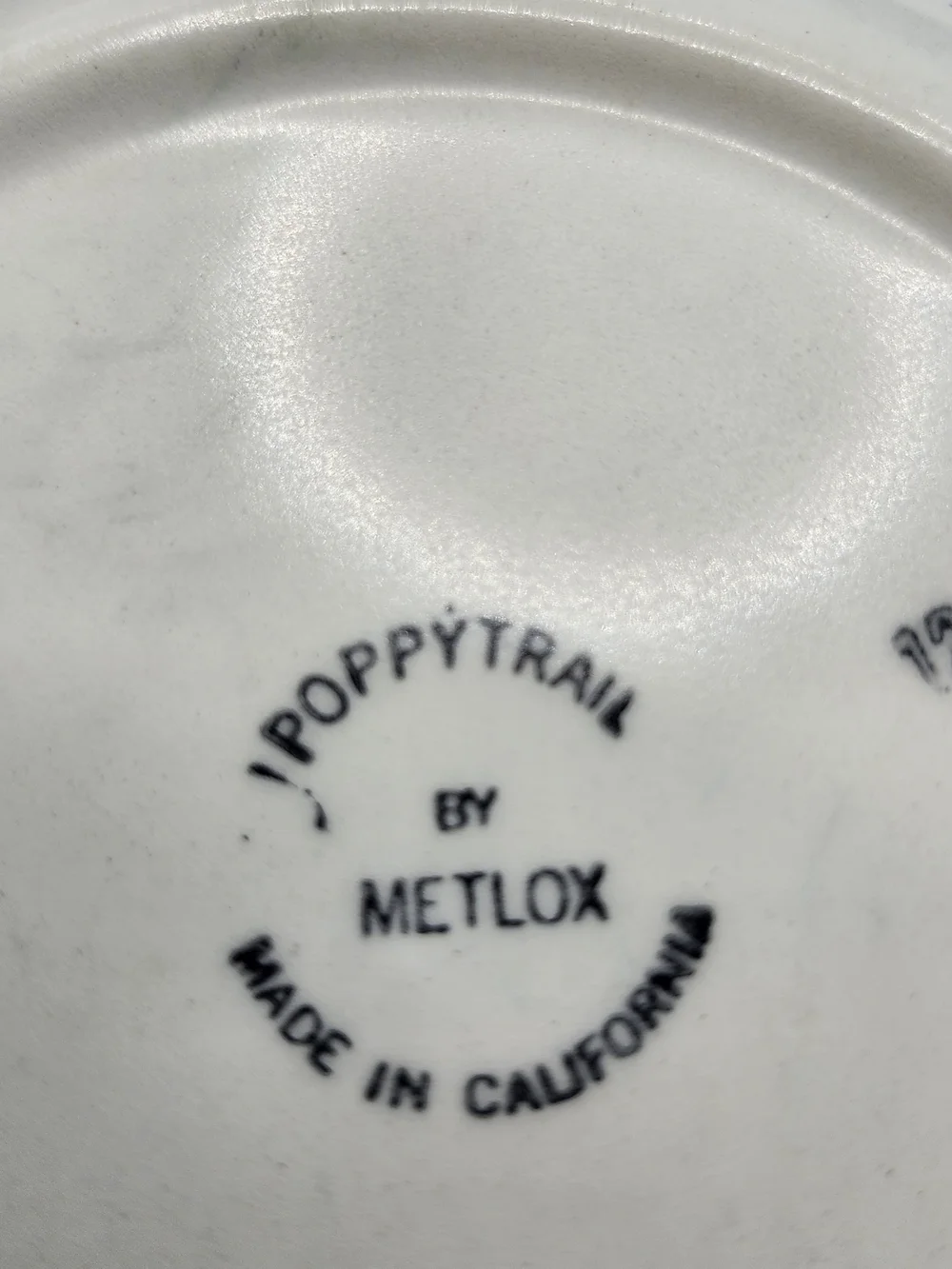 Vintage Metlox Poppytrail Sculptured Grape 7.5